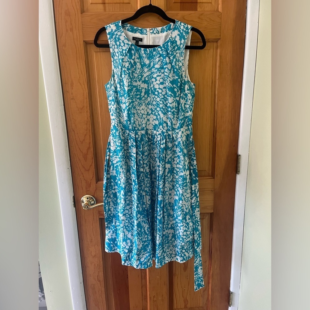 Talbots Blue and White Print Floral Dress Size 8 Cotton Silk Blend
